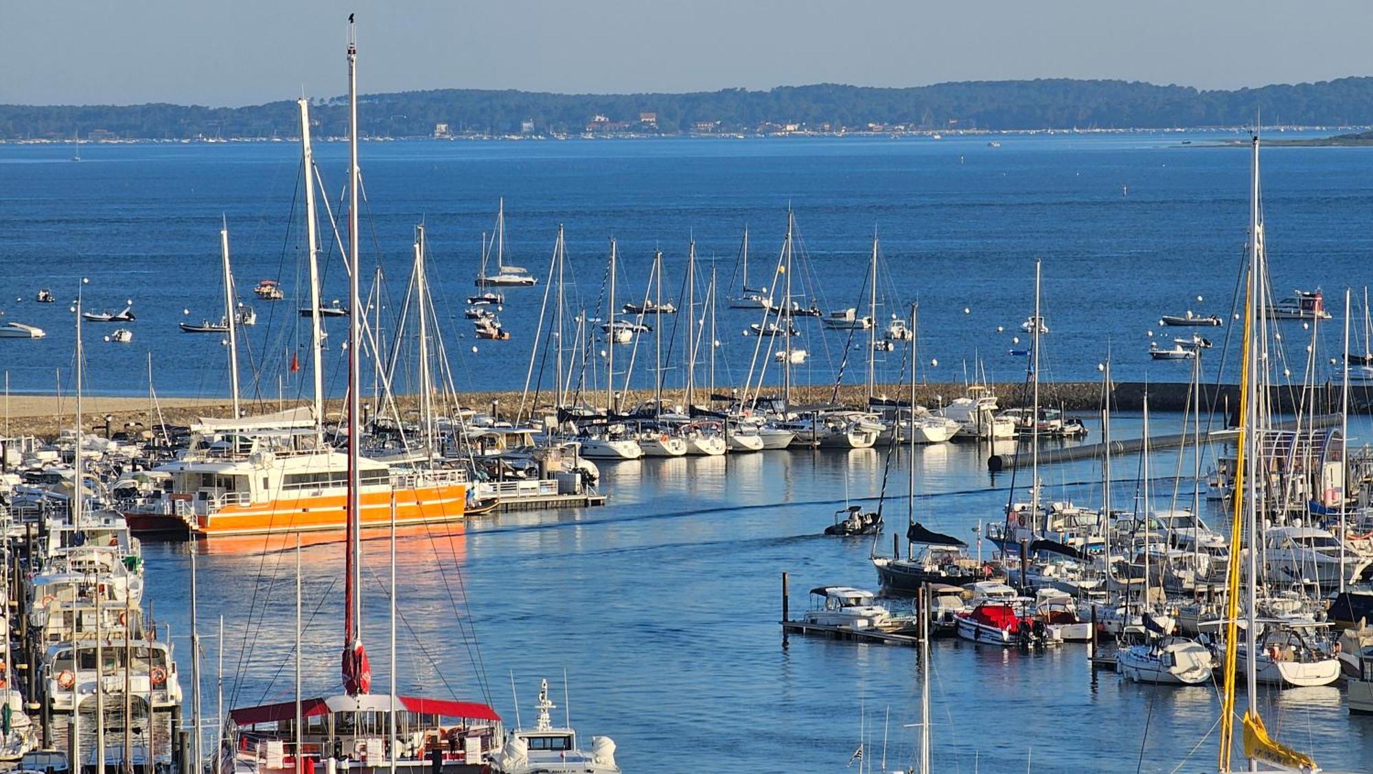 Vue Panoramique Sur Bassin,Piscine Et Terrasse Apartment Arcachon Exterior photo